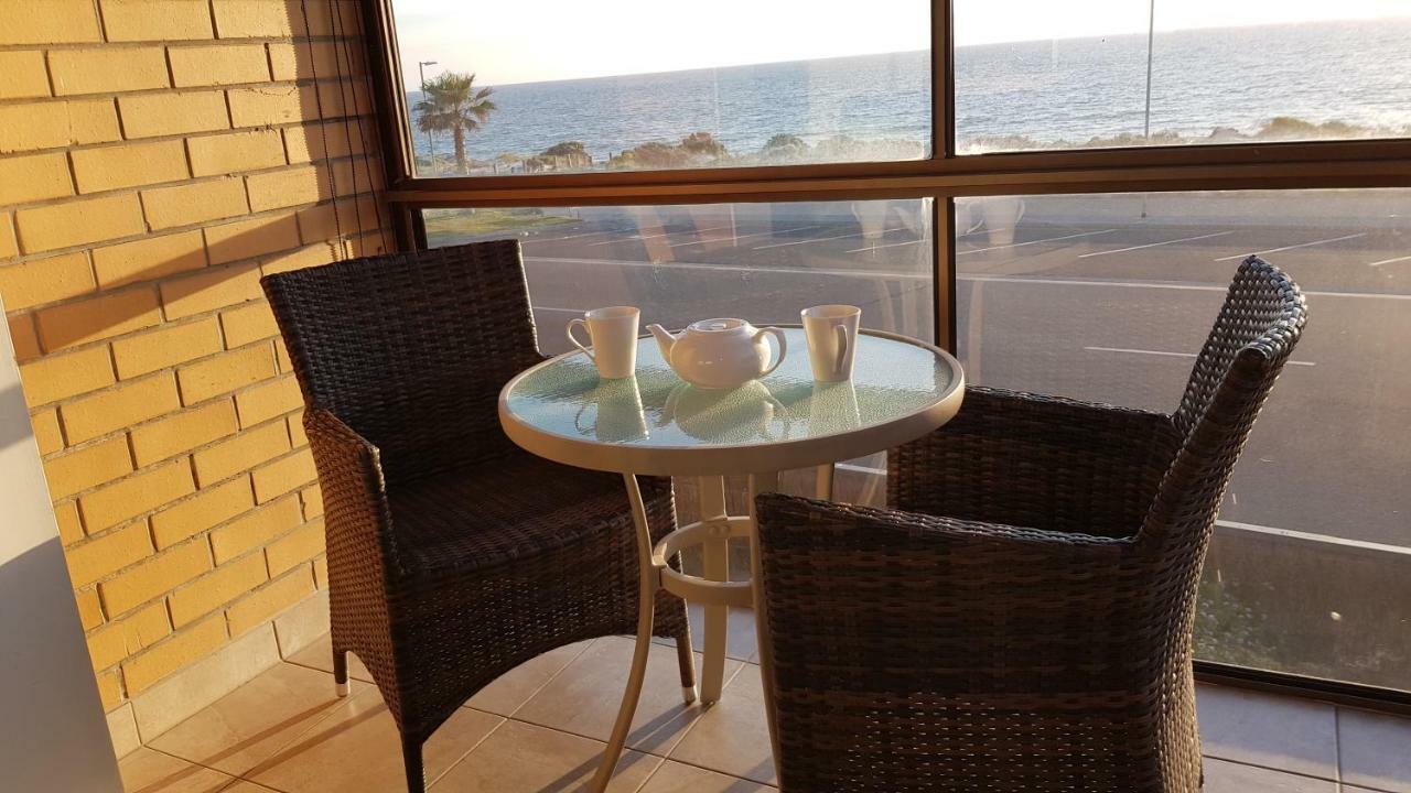 Acushla Accommodation Esplanade Living Self Check-In Self Check-Out West Beach المظهر الخارجي الصورة