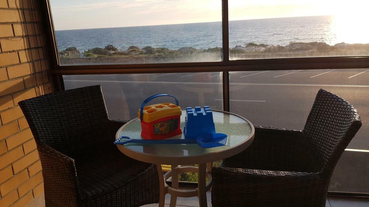 Acushla Accommodation Esplanade Living Self Check-In Self Check-Out West Beach المظهر الخارجي الصورة