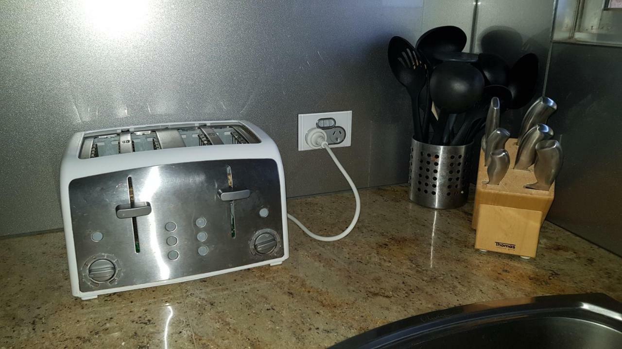 Acushla Accommodation Esplanade Living Self Check-In Self Check-Out West Beach المظهر الخارجي الصورة