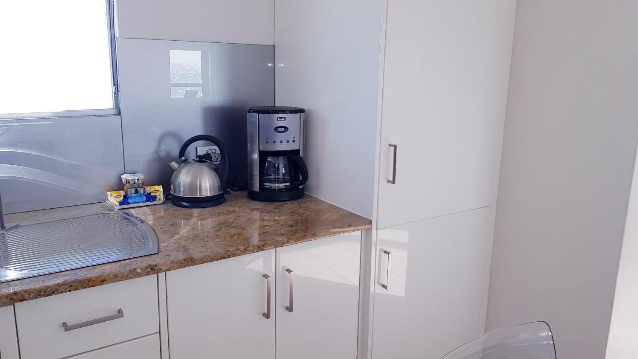 Acushla Accommodation Esplanade Living Self Check-In Self Check-Out West Beach المظهر الخارجي الصورة